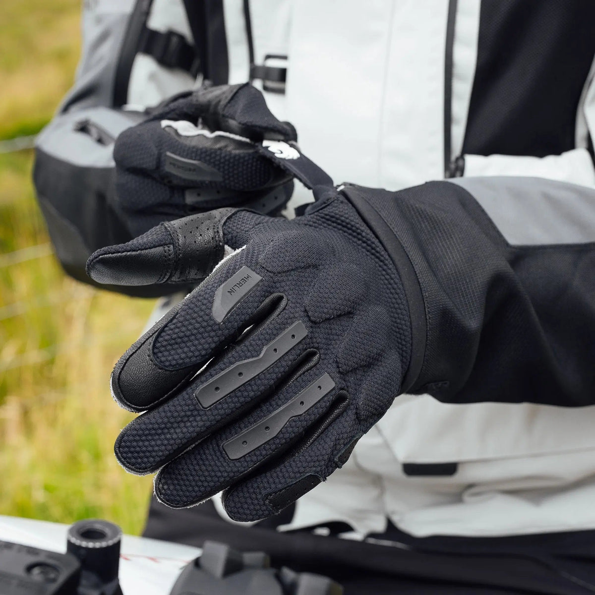 Merlin Aerolite D3O Enduro Textile Gloves Black