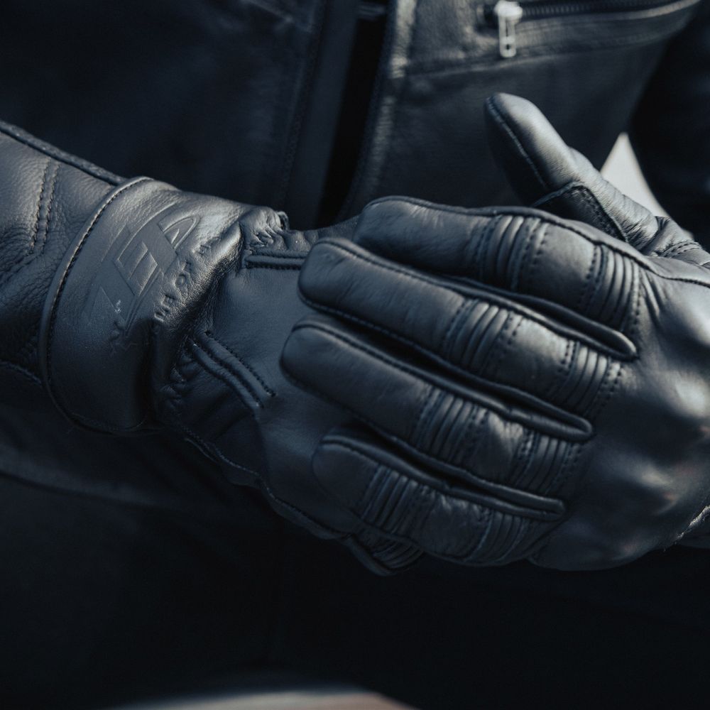 RST IOM TT Hillberry 2 CE Gloves Black