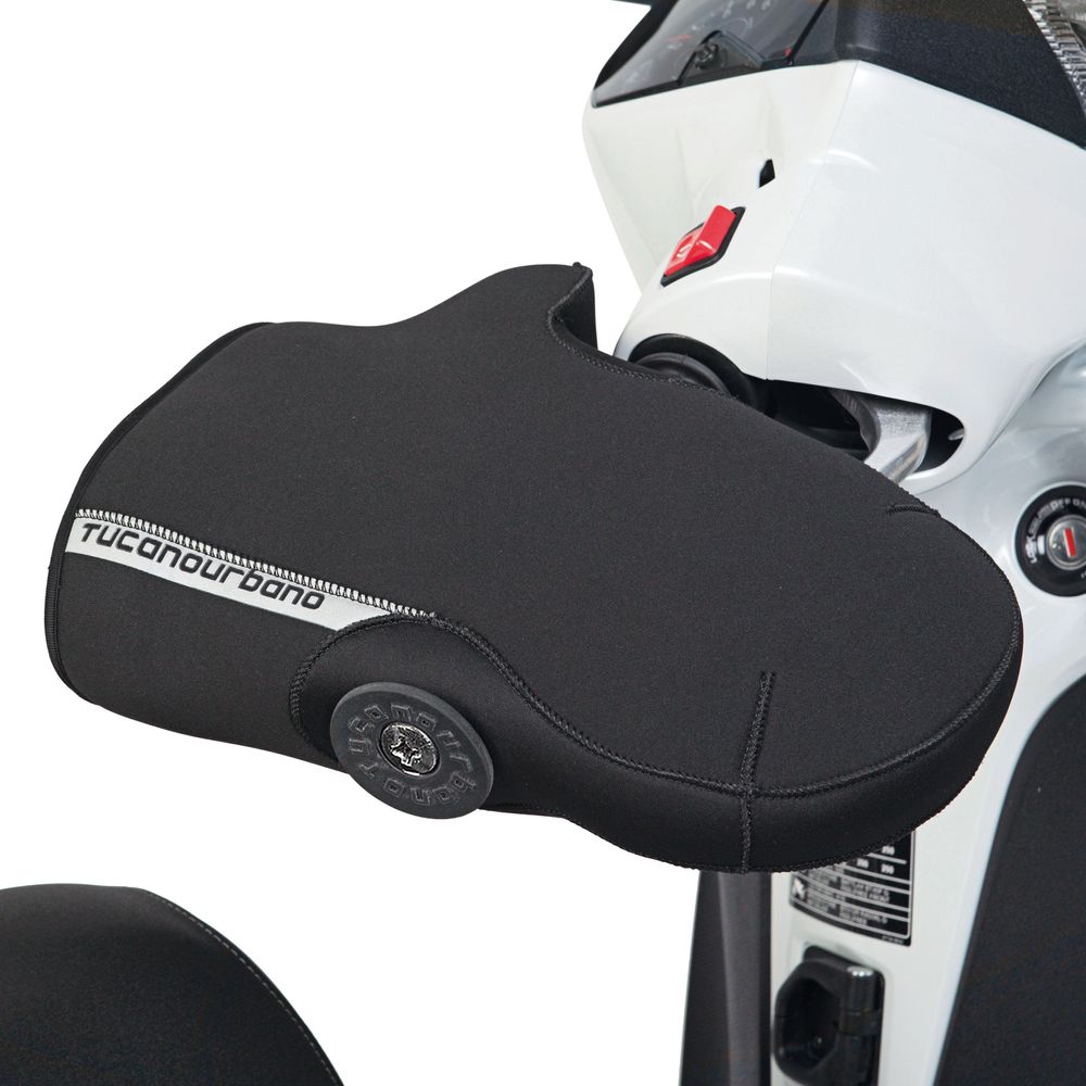 Tucano Urbano Streamlined Neoprene Handgrip Covers Black