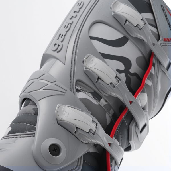 Gaerne Fastback Kids MX Boots Snow Camo FREE 1 YEAR Returns, FREE UK Delivery | ThrottleChimp