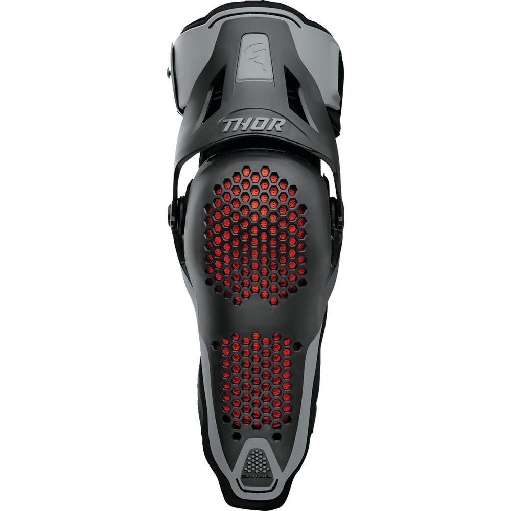 Thor Sentinel Knee Guards Black FREE 1 YEAR Returns, FREE UK Delivery | ThrottleChimp