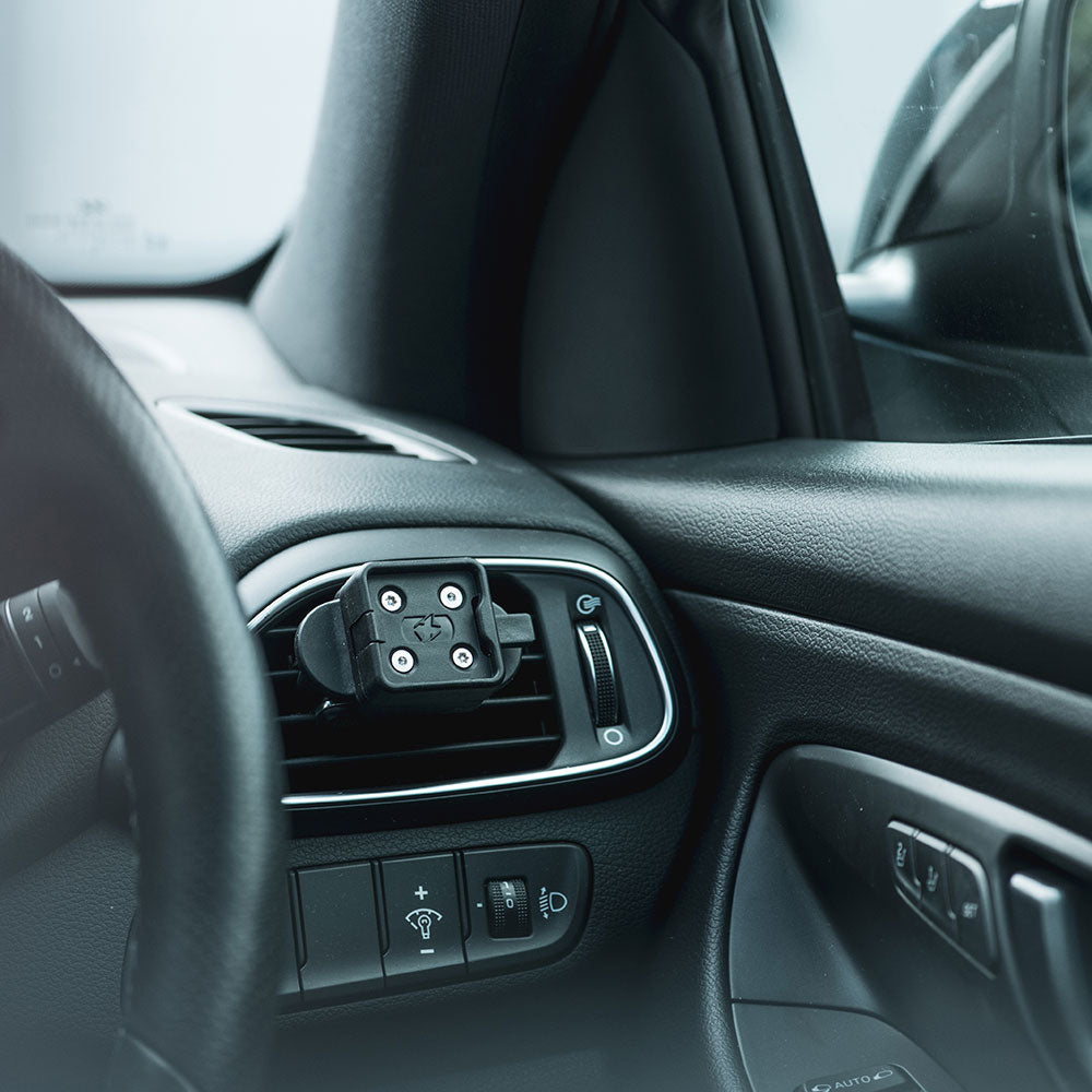 Oxford CLIQR Car Vent Mount System Black FREE 1 YEAR Returns, FREE UK Delivery | ThrottleChimp