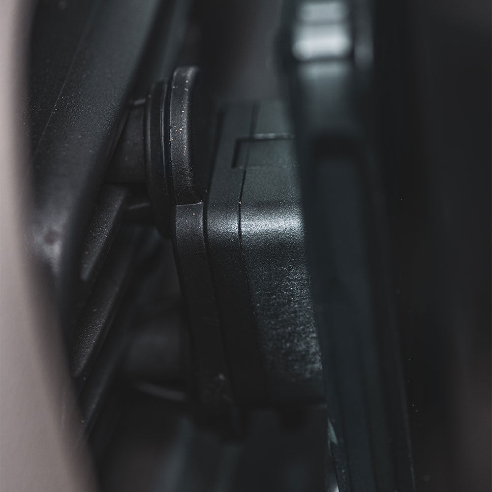 Oxford CLIQR Car Vent Mount System Black FREE 1 YEAR Returns, FREE UK Delivery | ThrottleChimp