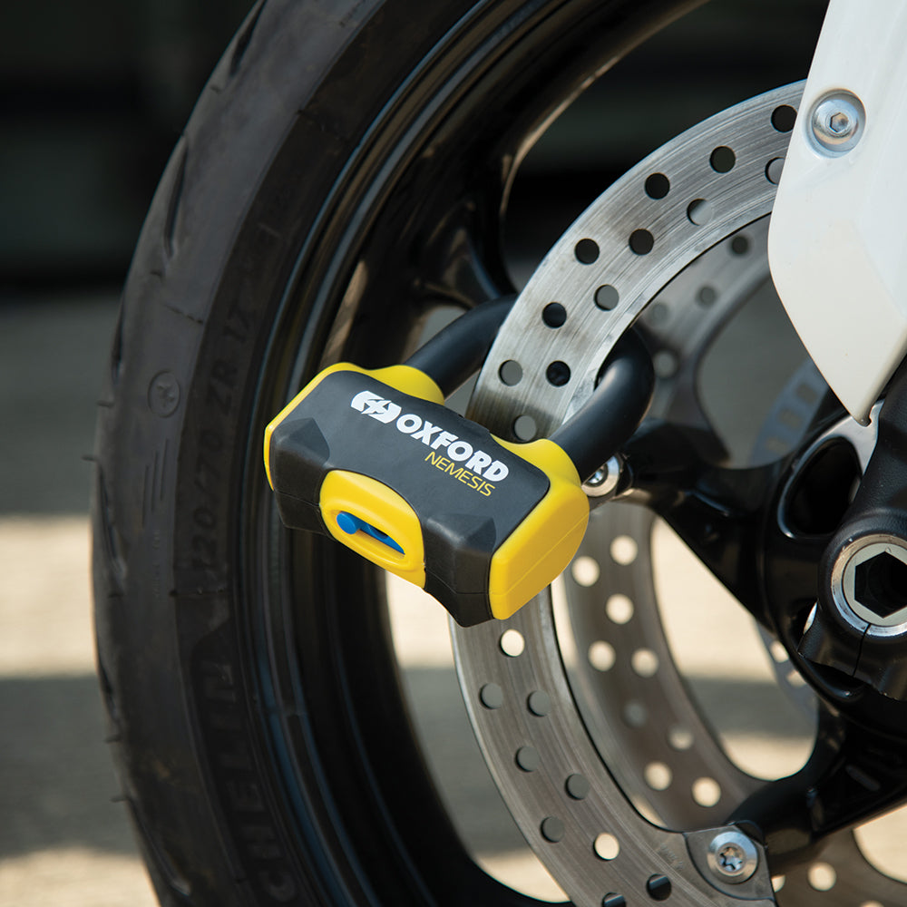 Oxford Nemesis Disc Lock Yellow / Black - 16mm FREE 1 YEAR Returns, FREE UK Delivery | ThrottleChimp