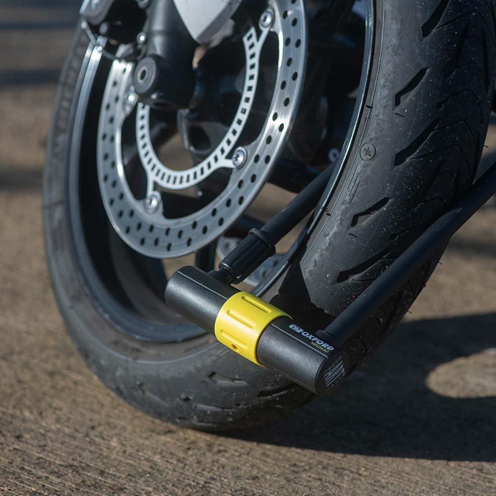 Oxford Magnum Duo U-Lock With Bracket & Cable Black / Yellow - 170 x 315mm FREE 1 YEAR Returns, FREE UK Delivery | ThrottleChimp