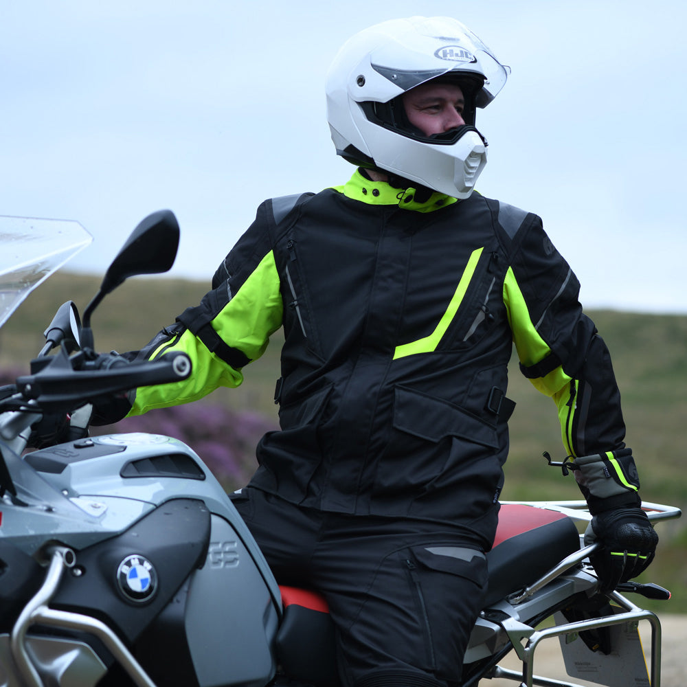 Oxford Montreal 4.0 Dry2Dry Textile Jacket Black / Fluo Yellow FREE 1 YEAR Returns, FREE UK Delivery | ThrottleChimp