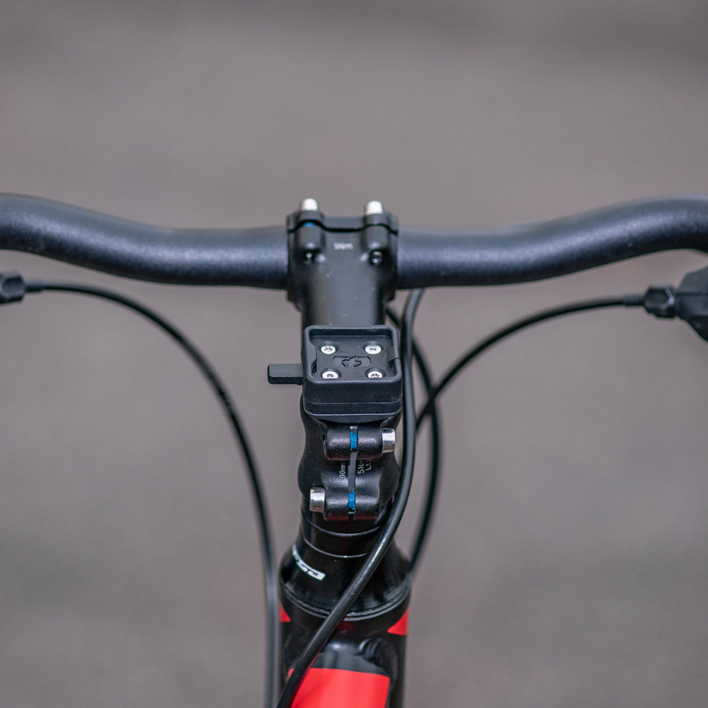 Oxford CLIQR Stem Cap Mount Kit Black FREE 1 YEAR Returns, FREE UK Delivery | ThrottleChimp