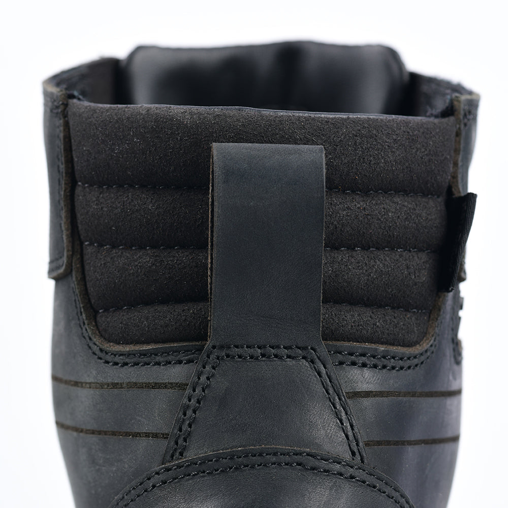 Oxford Kickback All Weather Boots Black FREE 1 YEAR Returns, FREE UK Delivery | ThrottleChimp