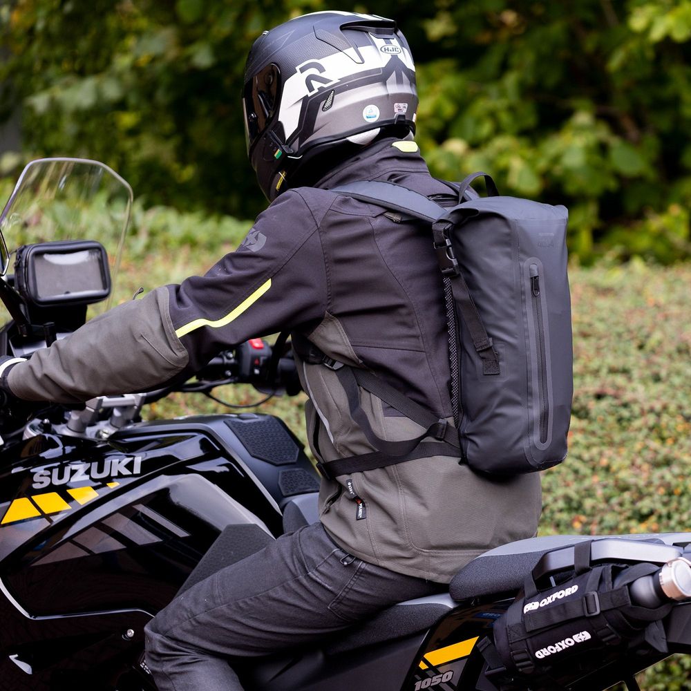 Oxford Aqua H2 Backpack With Hydration Bladder Black FREE 1 YEAR Returns, FREE UK Delivery | ThrottleChimp