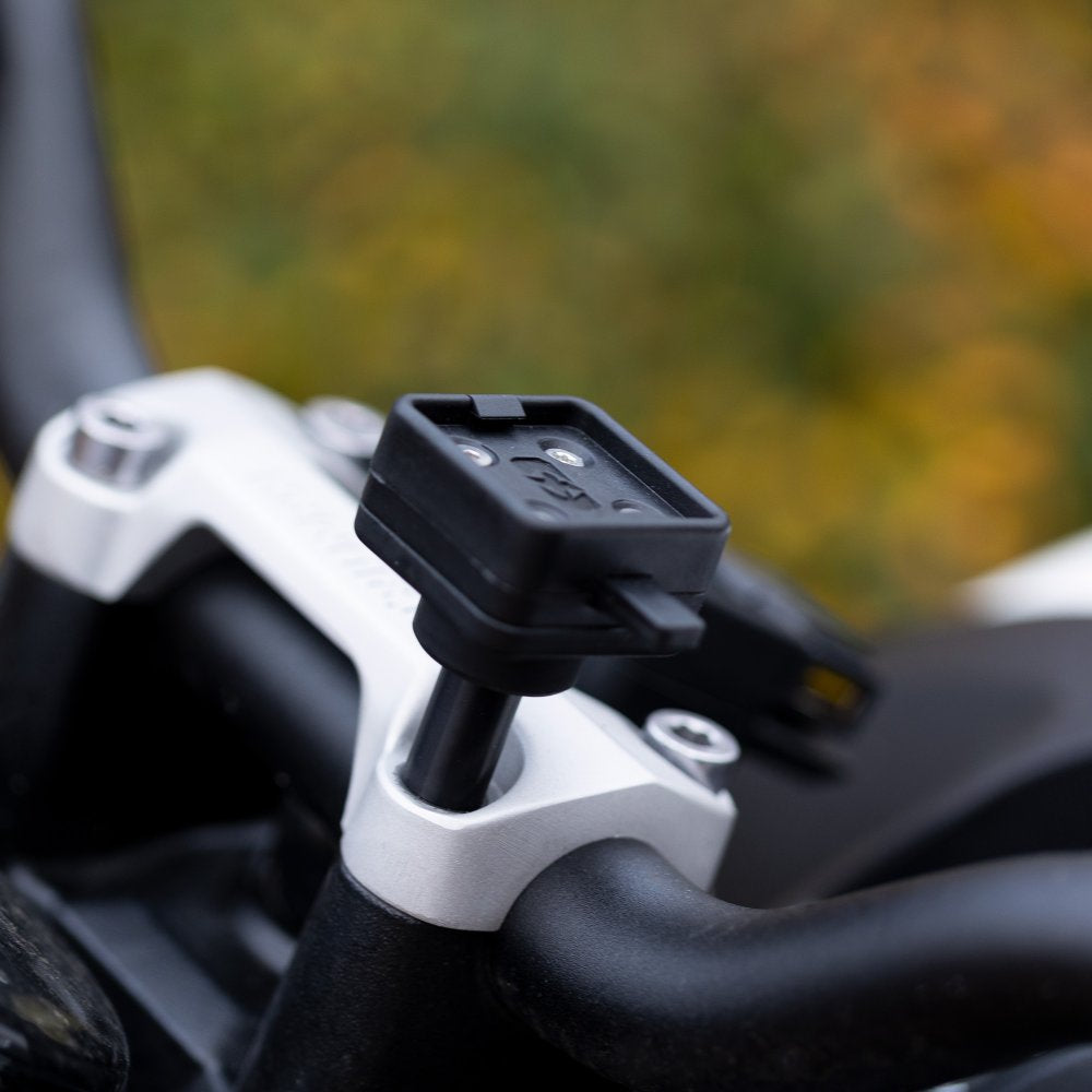 Oxford CLIQR Universal Handlebar Riser Mount Kit Black FREE 1 YEAR Returns, FREE UK Delivery | ThrottleChimp
