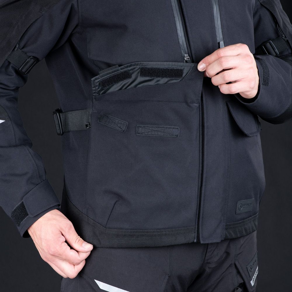 Oxford Mondial 2.0 Textile Jacket Tech Black FREE 1 YEAR Returns, FREE UK Delivery | ThrottleChimp