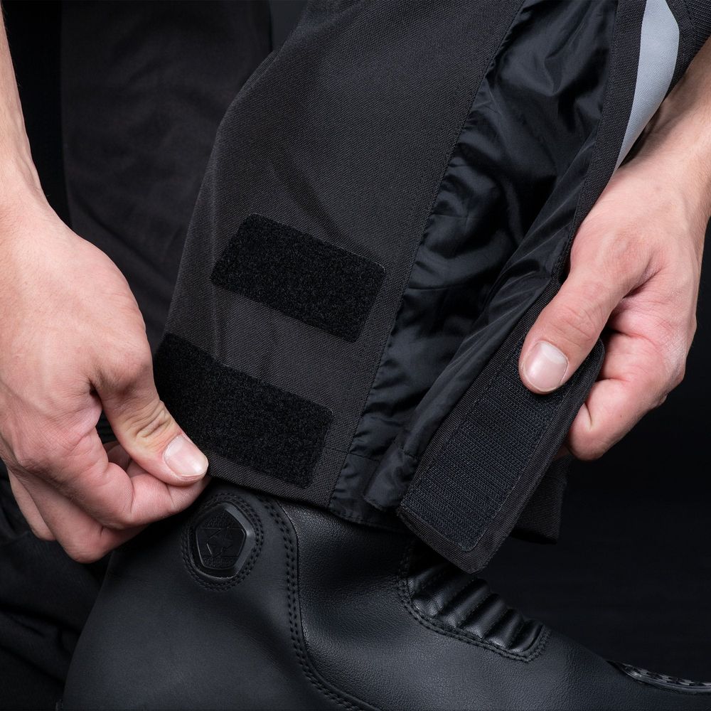 Oxford Mondial 2.0 Textile Trouser Tech Black FREE 1 YEAR Returns, FREE UK Delivery | ThrottleChimp