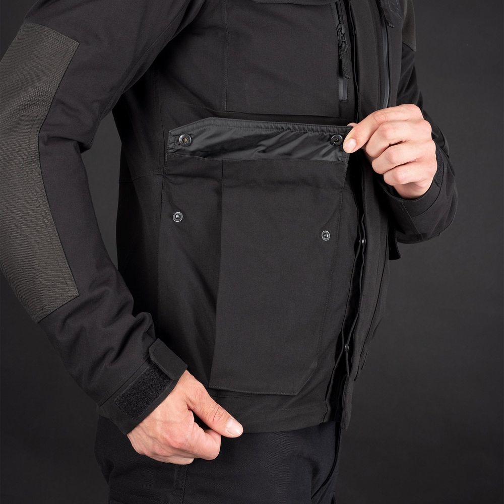 Oxford Barkston Dry2Dry Textile Jacket Black FREE 1 YEAR Returns, FREE UK Delivery | ThrottleChimp
