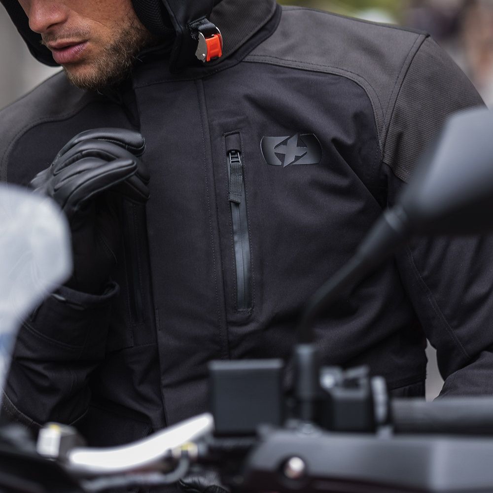 Oxford Barkston Dry2Dry Textile Jacket Black FREE 1 YEAR Returns, FREE UK Delivery | ThrottleChimp