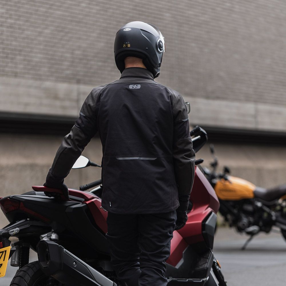 Oxford Barkston Dry2Dry Textile Jacket Black FREE 1 YEAR Returns, FREE UK Delivery | ThrottleChimp