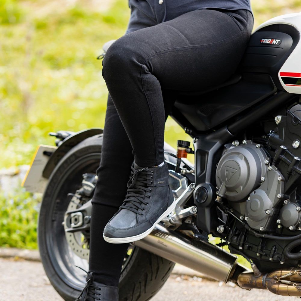 Oxford Original Approved AA Super Stretch Ladies Jeans Black FREE 1 YEAR Returns, FREE UK Delivery | ThrottleChimp