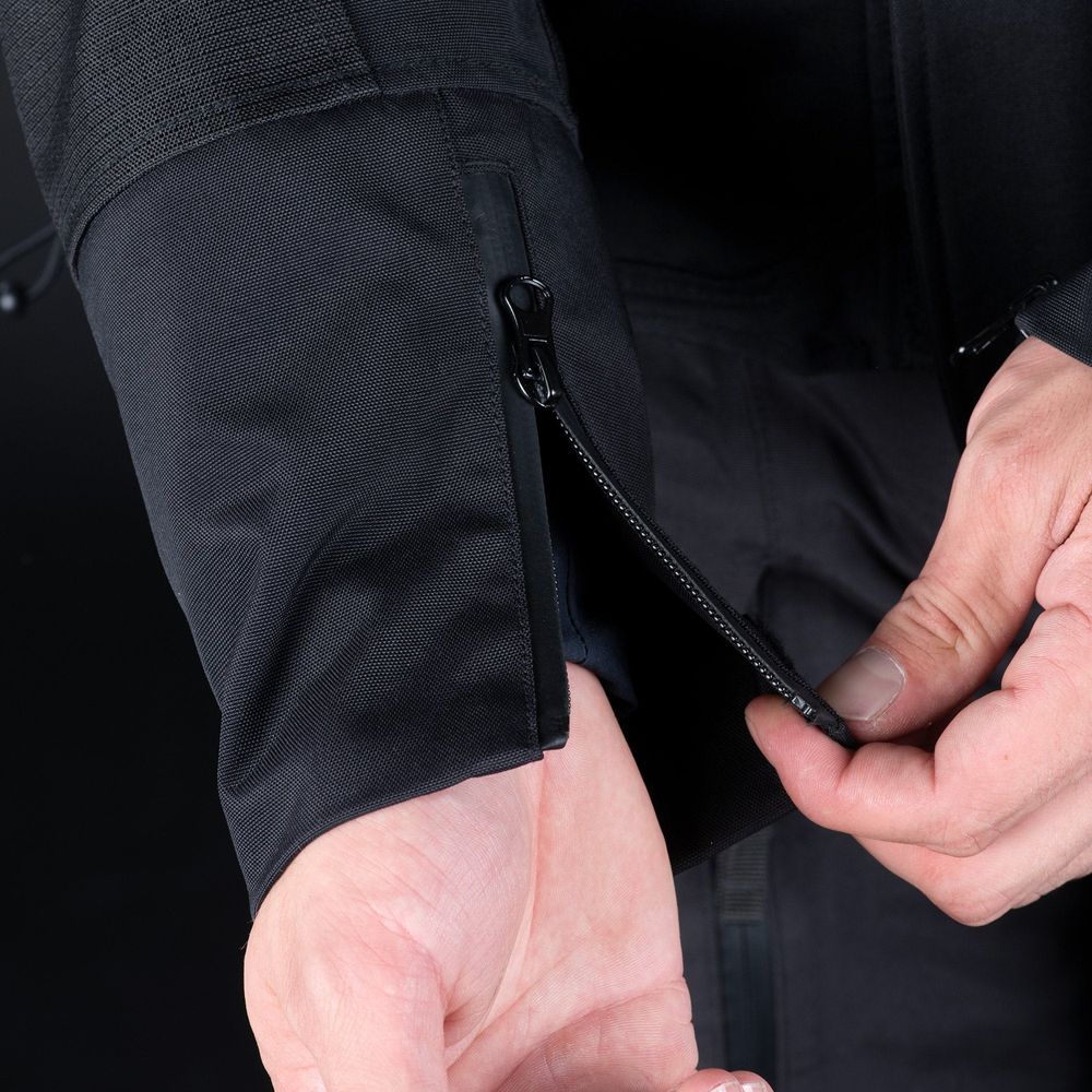 Oxford Stormland Dry2Dry Textile Jacket Tech Black FREE 1 YEAR Returns, FREE UK Delivery | ThrottleChimp