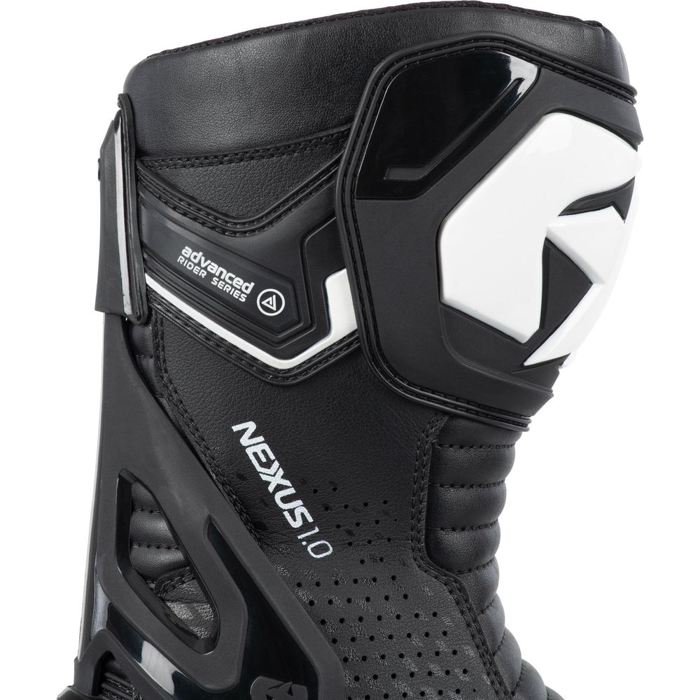 Oxford Nexus 1.0 Air Boots Black / White FREE 1 YEAR Returns, FREE UK Delivery | ThrottleChimp