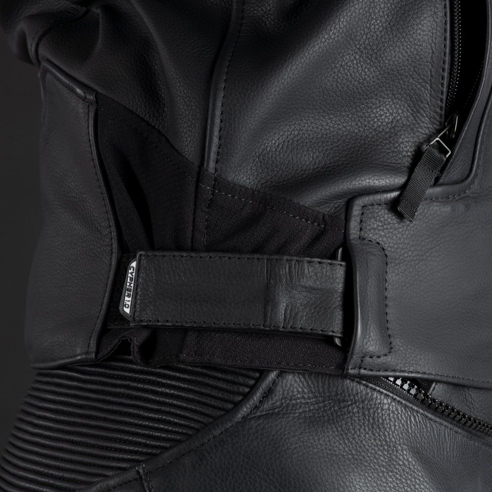 Oxford Cypher 1.0 Leather Jacket Stealth Black FREE 1 YEAR Returns, FREE UK Delivery | ThrottleChimp