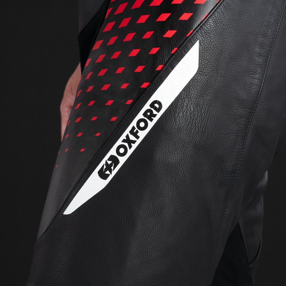 Oxford Nexus 1.0 One Piece Leather Suit Black / Red FREE 1 YEAR Returns, FREE UK Delivery | ThrottleChimp