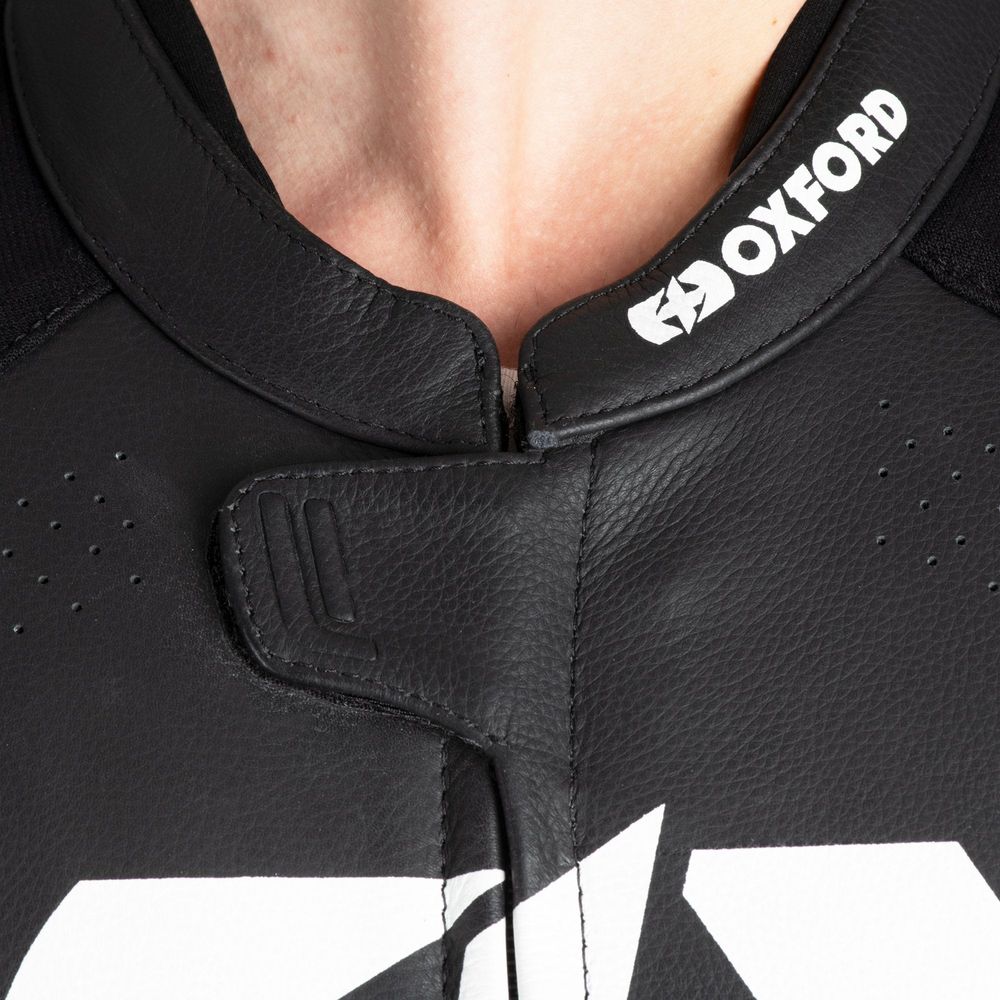 Oxford Nexus 1.0 One Piece Leather Suit Black / Red FREE 1 YEAR Returns, FREE UK Delivery | ThrottleChimp