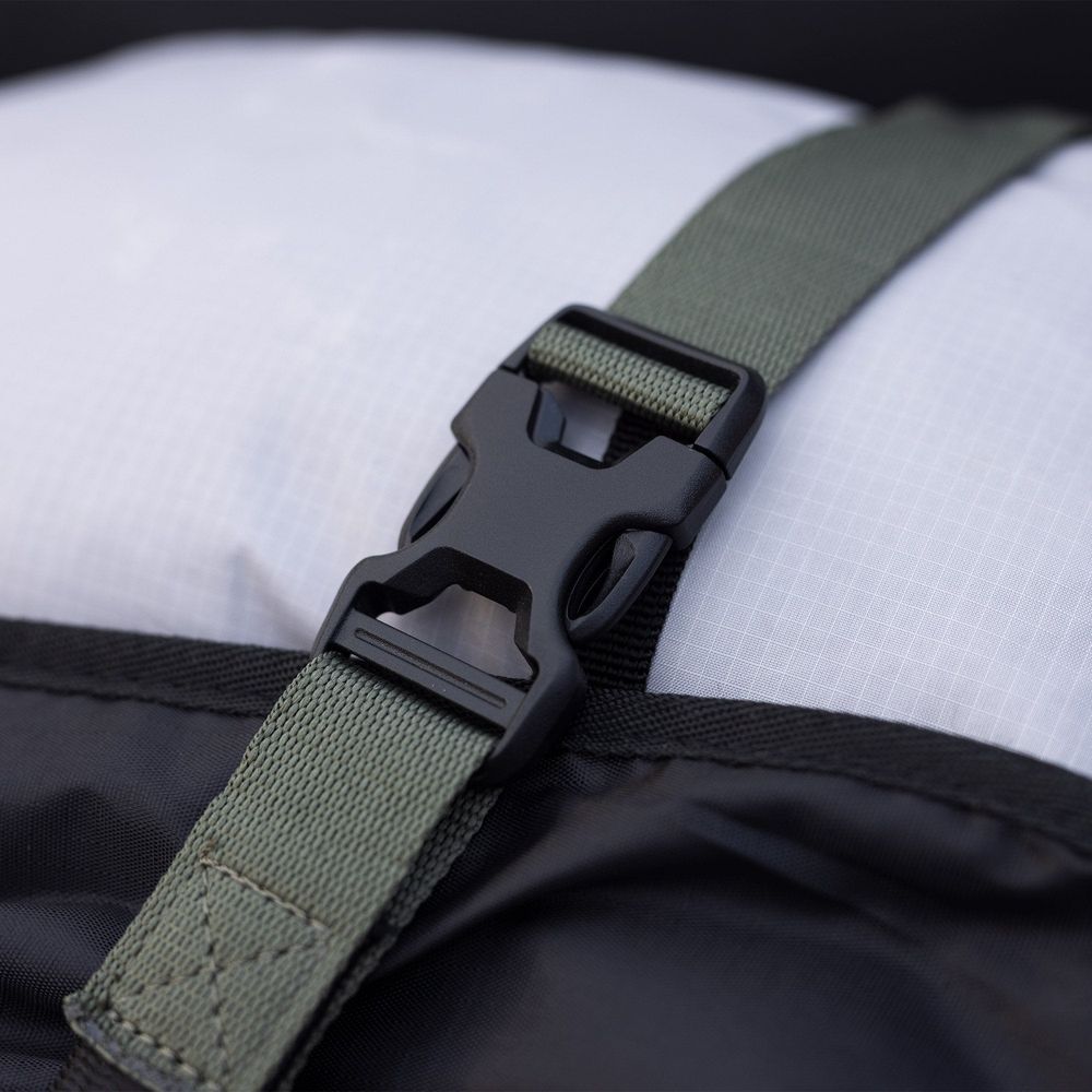 Oxford Atlas B Clip Straps Pair Lichen - 26mm x 2.0m FREE 1 YEAR Returns, FREE UK Delivery | ThrottleChimp