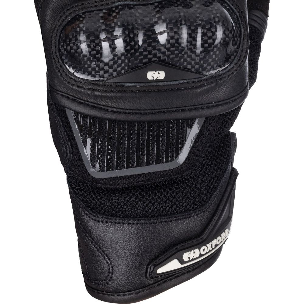 Oxford RP-4S 3.0 Leather Gloves Stealth Black FREE 1 YEAR Returns, FREE UK Delivery | ThrottleChimp