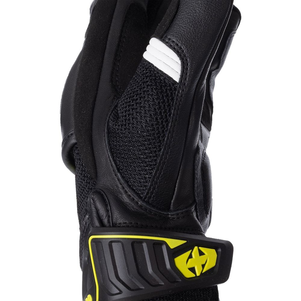 Oxford RP-4S 3.0 Leather Gloves Black / White / Yellow FREE 1 YEAR Returns, FREE UK Delivery | ThrottleChimp
