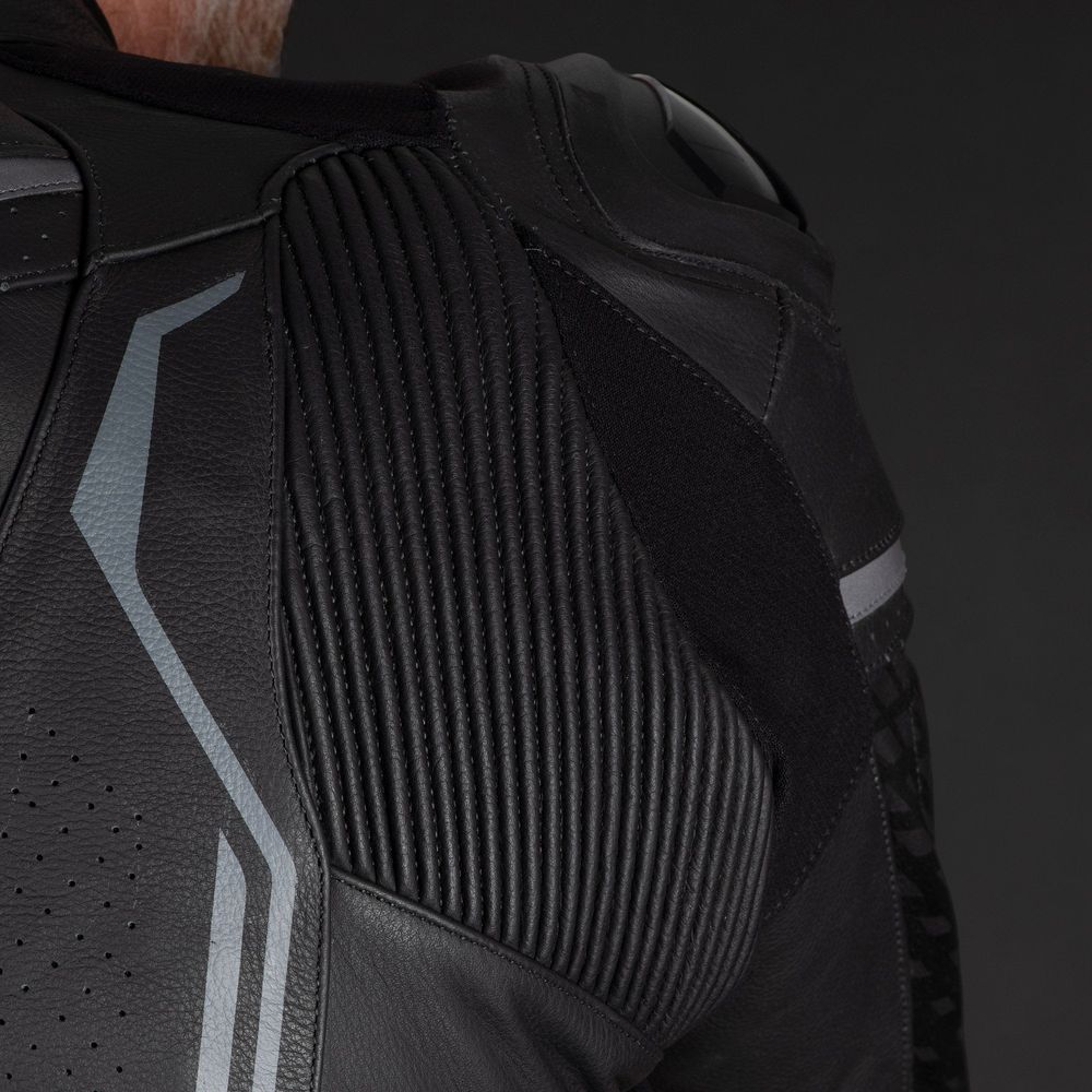 Oxford Nexus 1.0 Leather Jacket Stealth Black FREE 1 YEAR Returns, FREE UK Delivery | ThrottleChimp