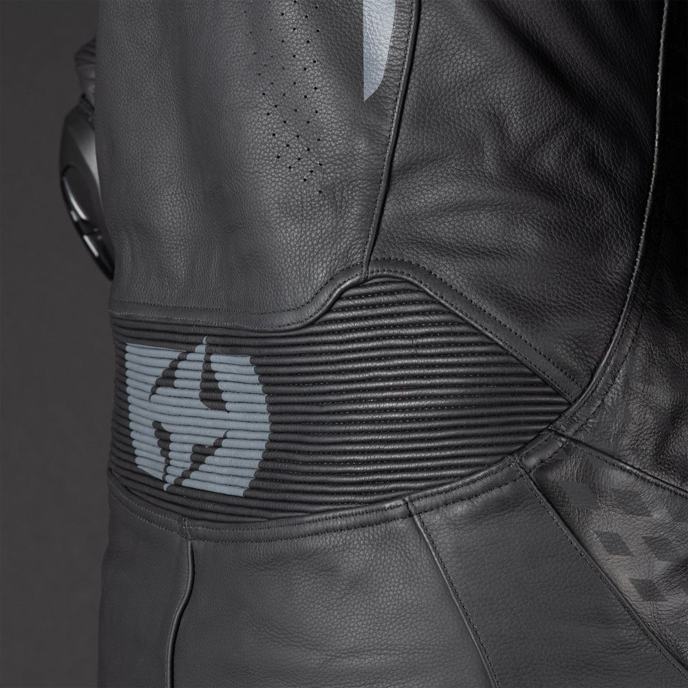 Oxford Nexus 1.0 One Piece Leather Suit Stealth Black FREE 1 YEAR Returns, FREE UK Delivery | ThrottleChimp