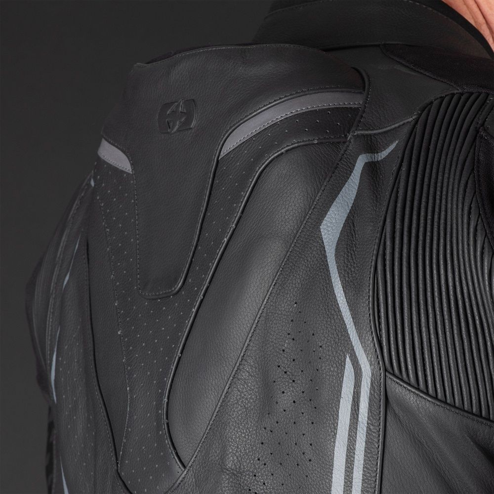 Oxford Nexus 1.0 One Piece Leather Suit Stealth Black FREE 1 YEAR Returns, FREE UK Delivery | ThrottleChimp