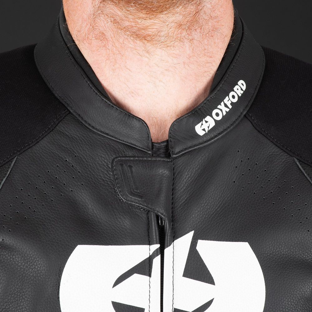 Oxford Nexus 1.0 One Piece Leather Suit Black / White FREE 1 YEAR Returns, FREE UK Delivery | ThrottleChimp