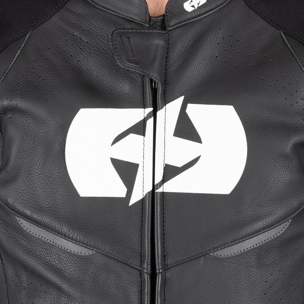 Oxford Nexus 1.0 One Piece Leather Suit Black / White FREE 1 YEAR Returns, FREE UK Delivery | ThrottleChimp