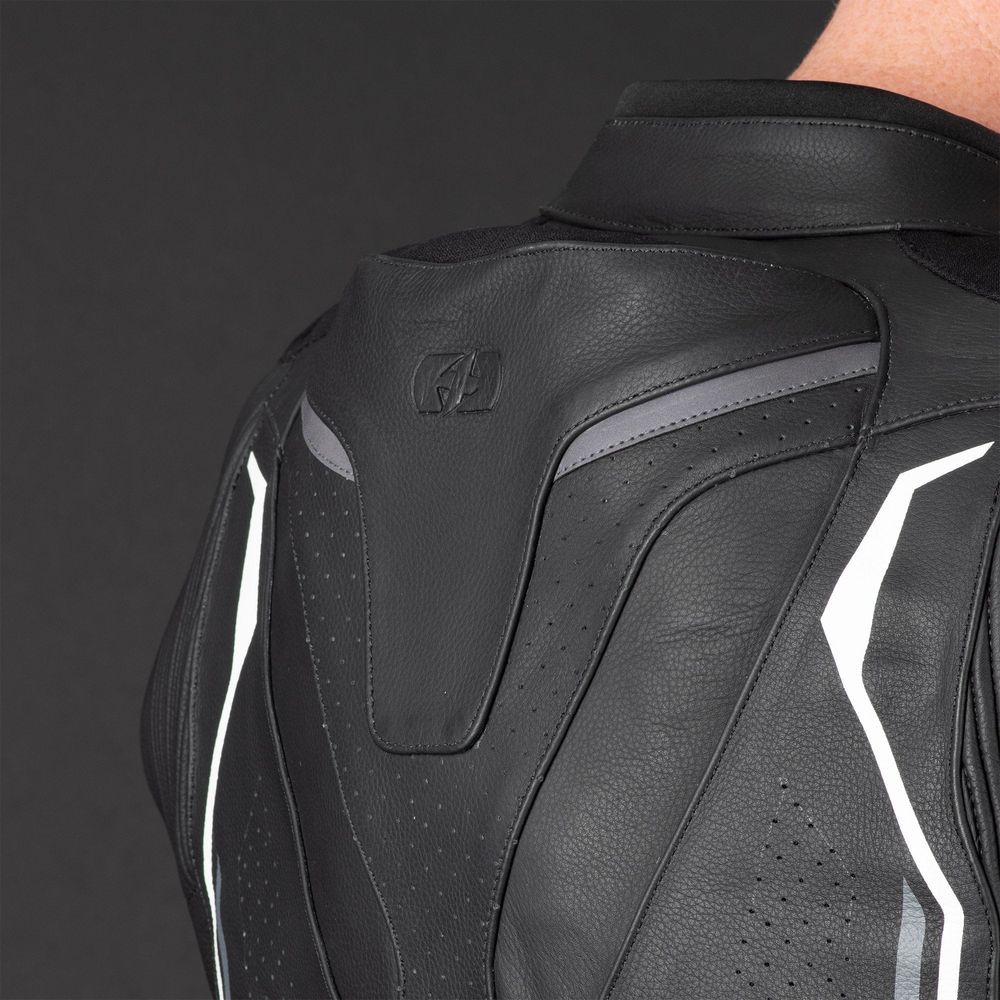 Oxford Nexus 1.0 One Piece Leather Suit Black / White FREE 1 YEAR Returns, FREE UK Delivery | ThrottleChimp