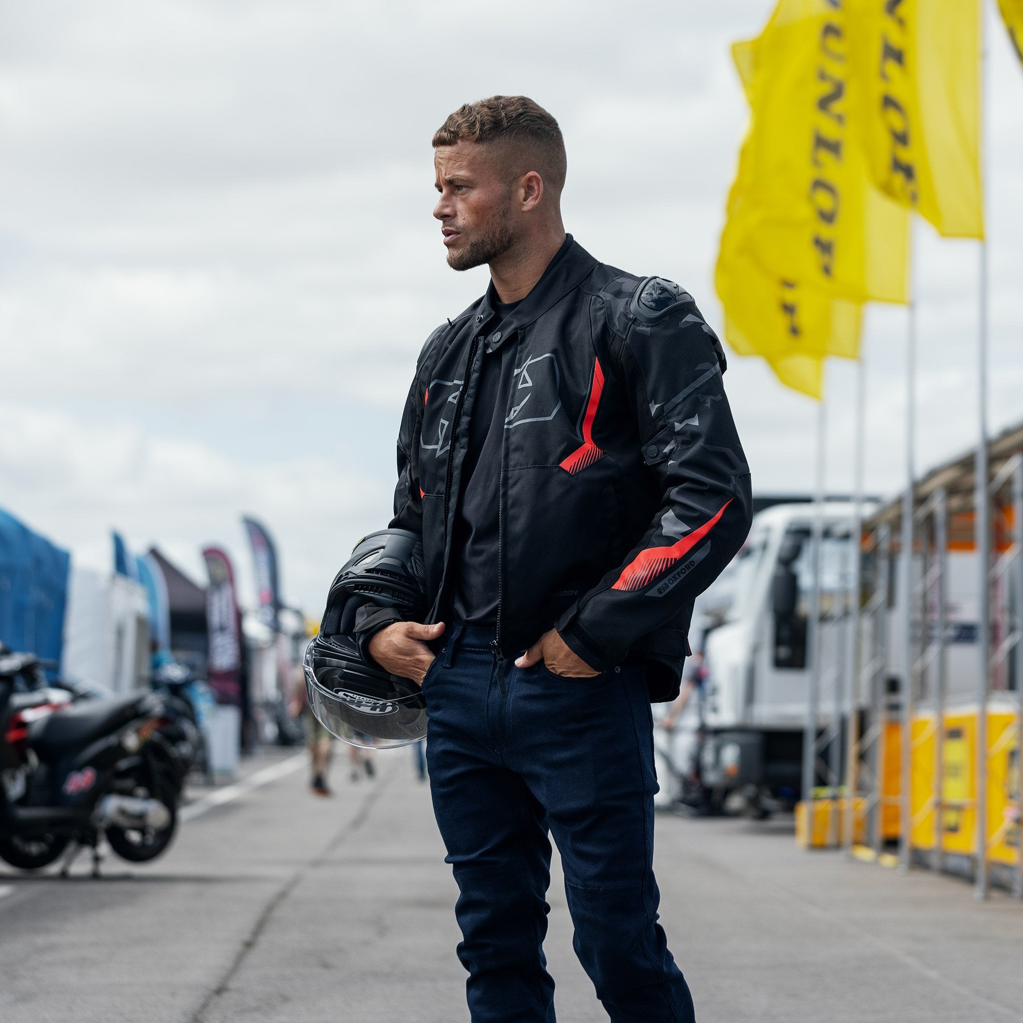 Oxford Omega 1.0 Dry2Dry Textile Jacket Black / Camo / Red FREE 1 YEAR Returns, FREE UK Delivery | ThrottleChimp