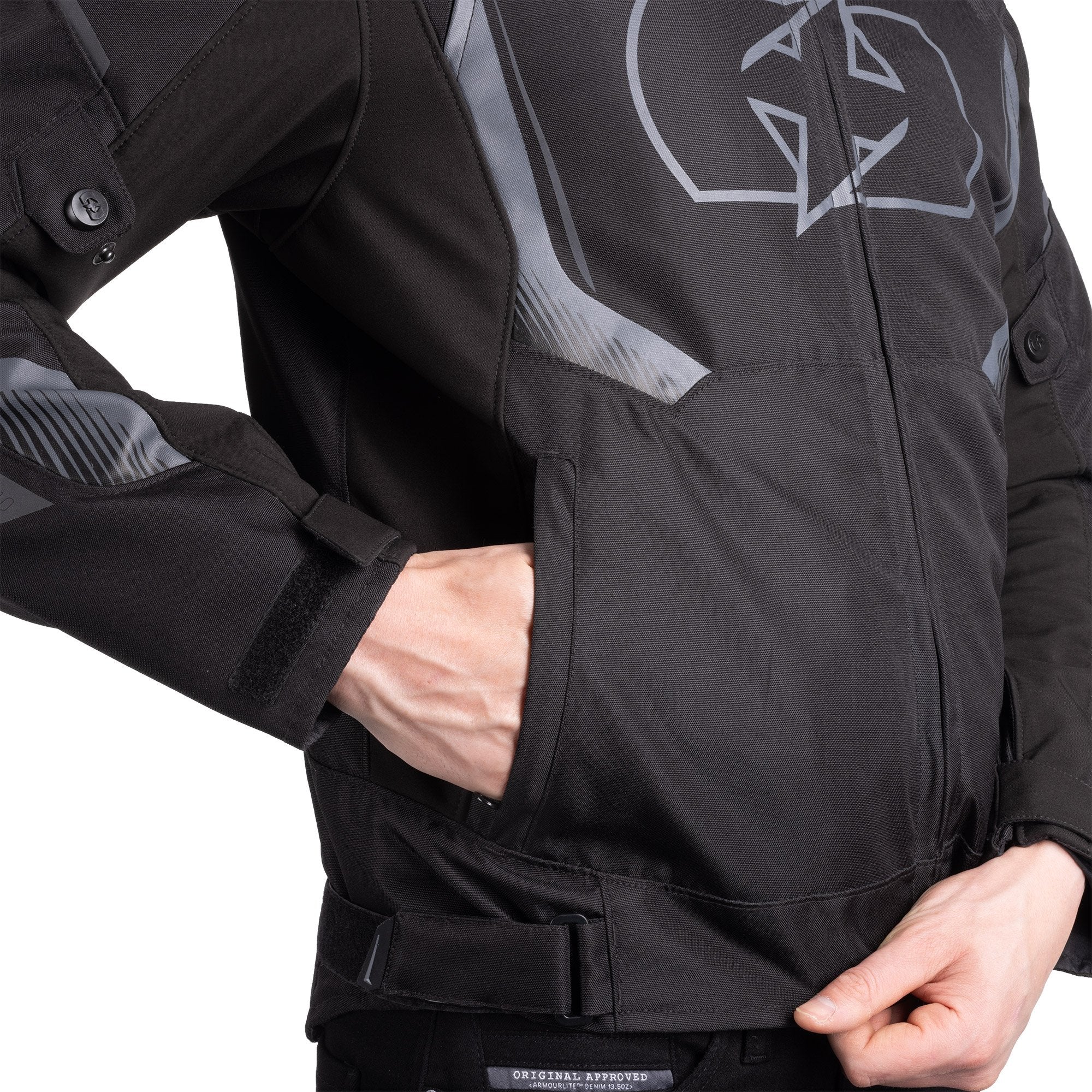 Oxford Omega 1.0 Dry2Dry Textile Jacket Stealth Black FREE 1 YEAR Returns, FREE UK Delivery | ThrottleChimp