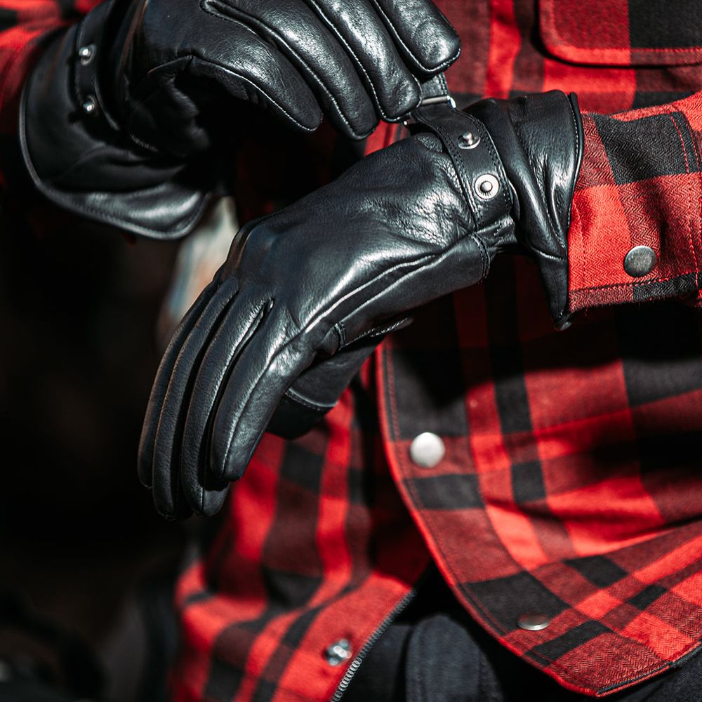 Spada Injector CE Leather Gloves Black FREE 1 YEAR Returns, FREE UK Delivery | ThrottleChimp