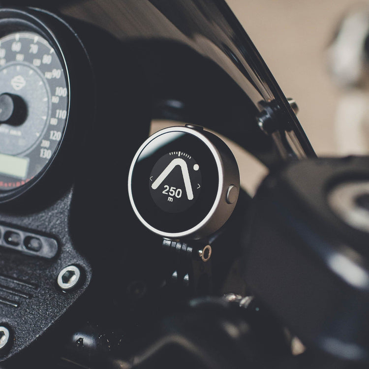 Beeline Moto Silver FREE 1 YEAR Returns, FREE UK Delivery | ThrottleChimp