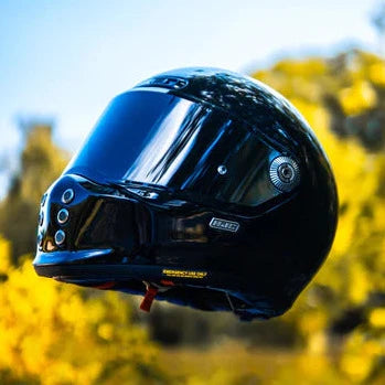 HJC V10 Full Face Helmet Black FREE 1 YEAR Returns, FREE UK Delivery | ThrottleChimp