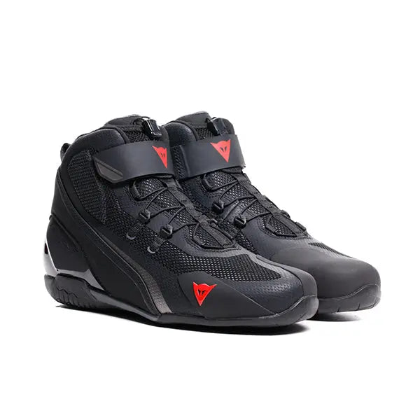 Dainese Herian Air Riding Shoes Black / Anthracite FREE 1 YEAR Returns, FREE UK Delivery | ThrottleChimp