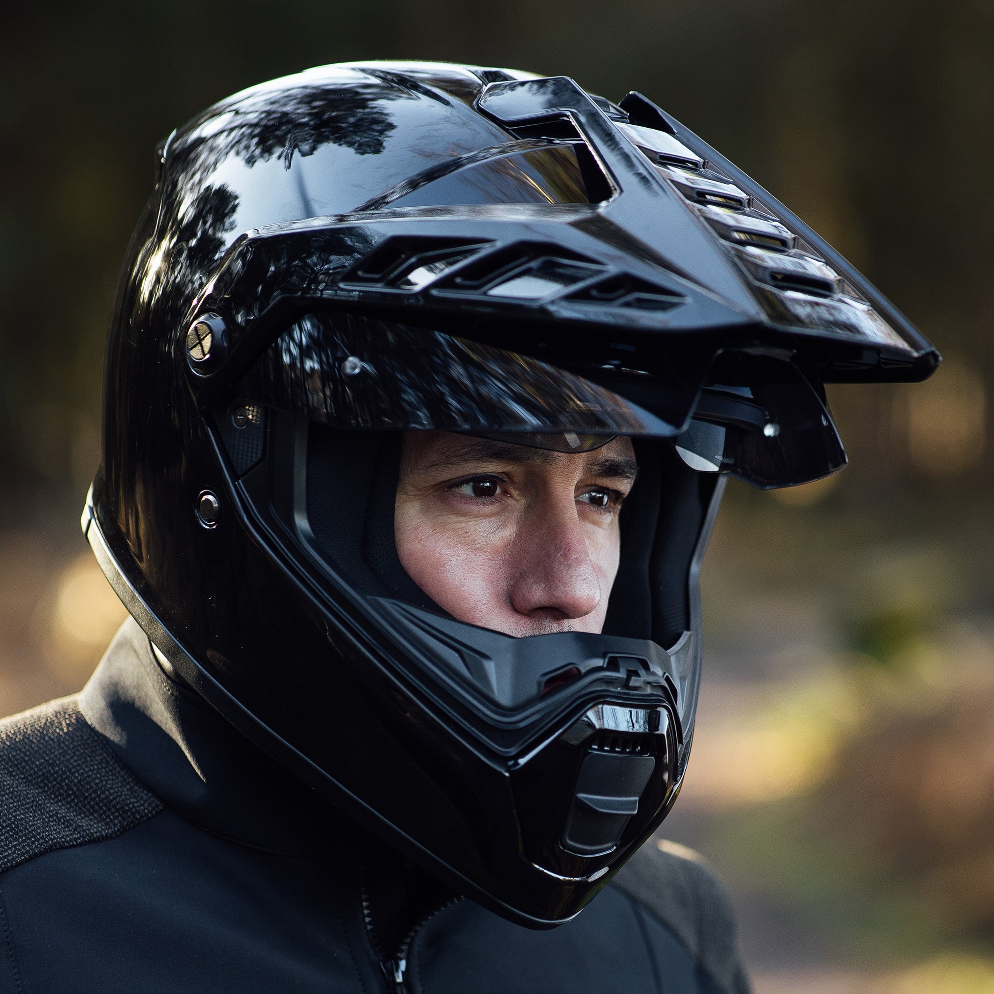 Merlin Torres Gloss Black FREE 1 YEAR Returns, FREE UK Delivery | ThrottleChimp
