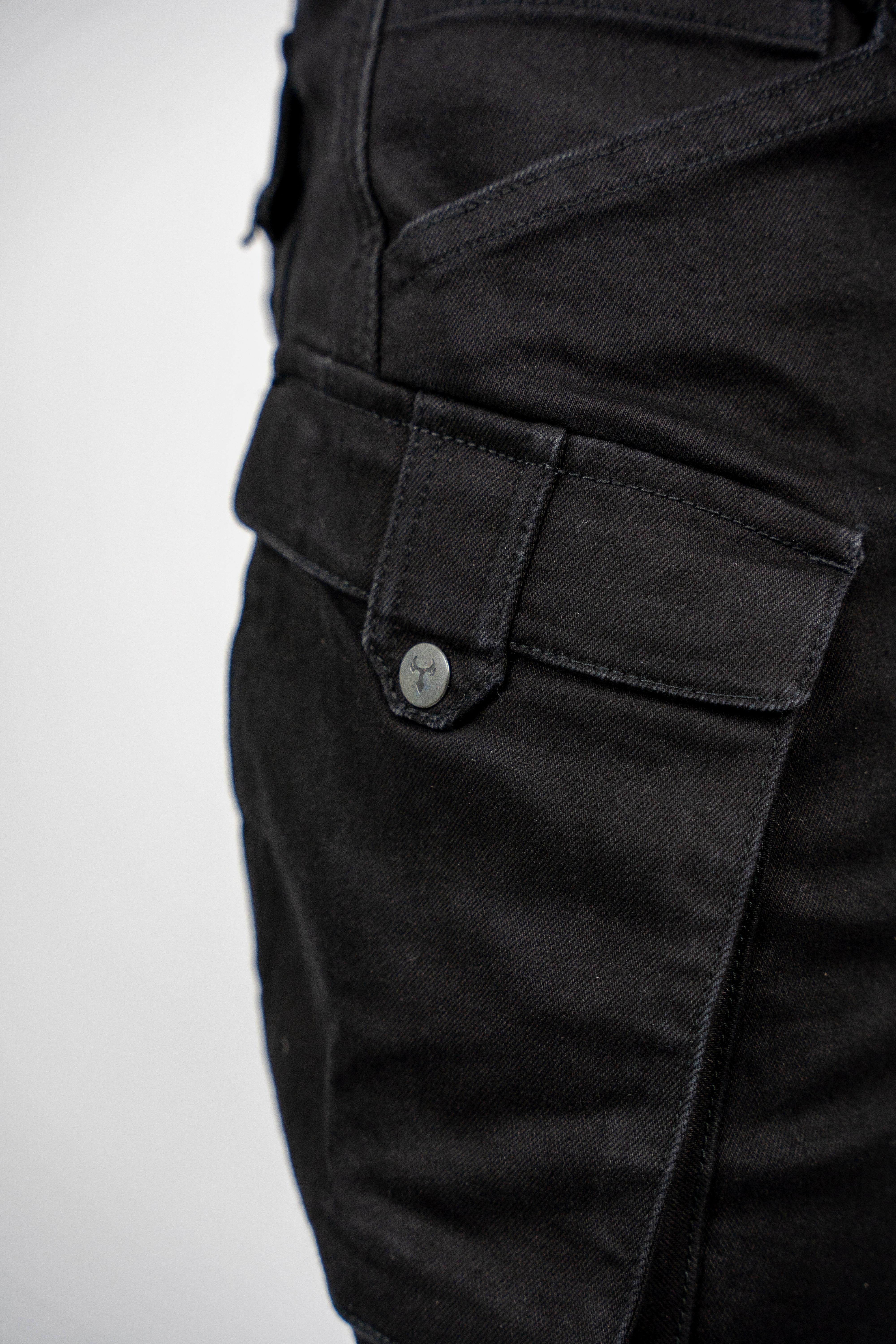 Bull-it Jackal Easy Fit Denim Jeans Black FREE 1 YEAR Returns, FREE UK Delivery | ThrottleChimp