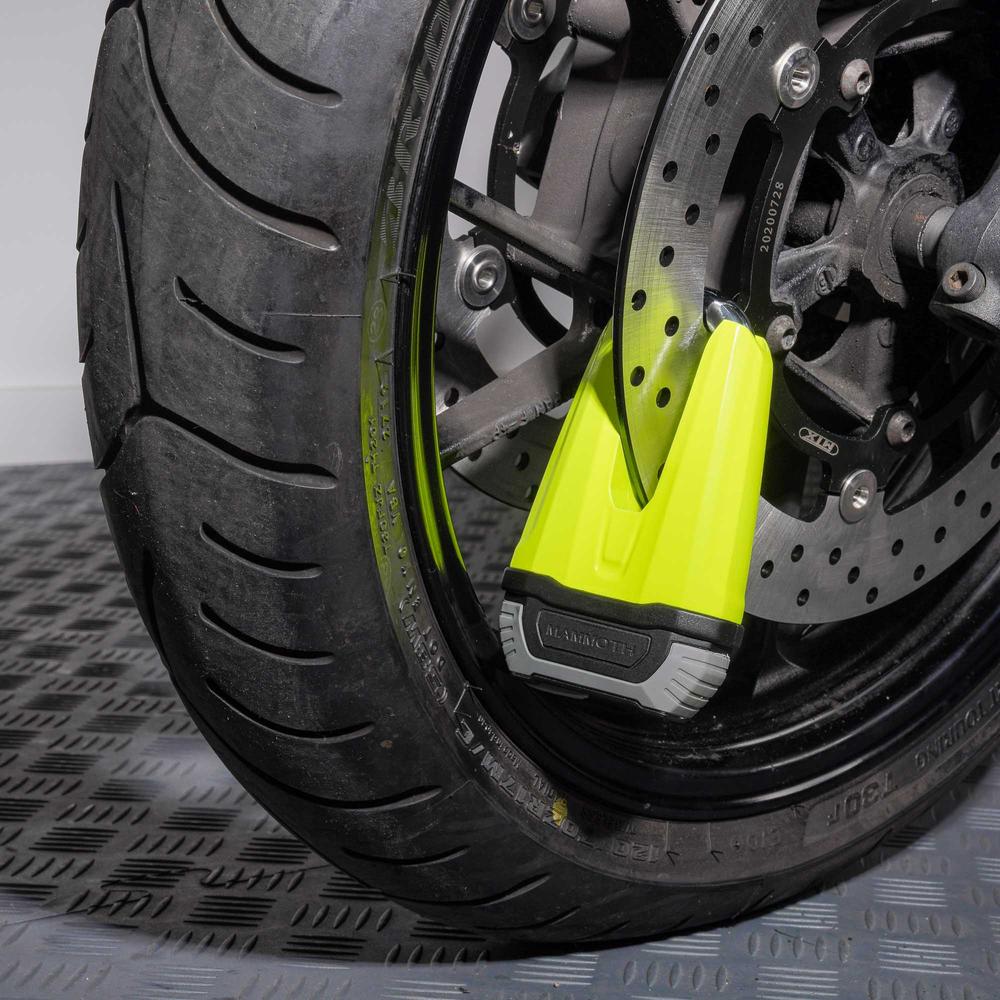 Mammoth Security Renegade Disc Lock 13 MM Fluo Yellow Sold Secure Gold Approved FREE 1 YEAR Returns, FREE UK Delivery | ThrottleChimp