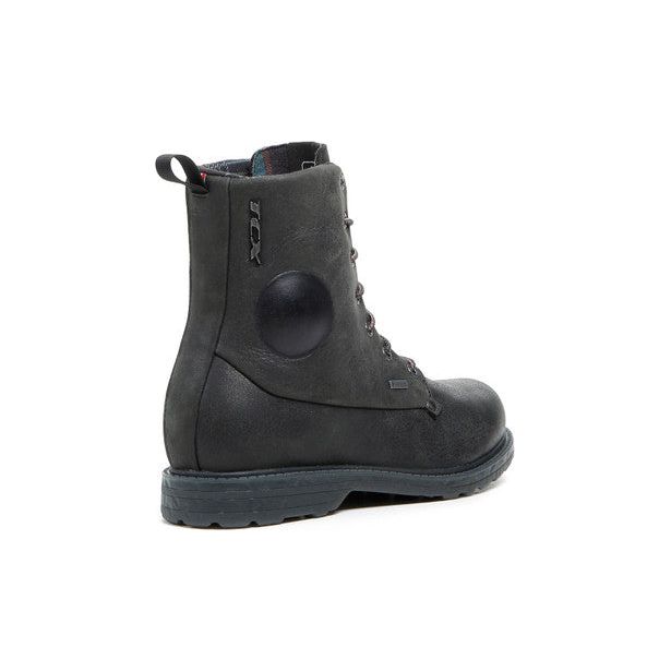 TCX Blend 2 Gore-Tex Boots Black FREE 1 YEAR Returns, FREE UK Delivery | ThrottleChimp