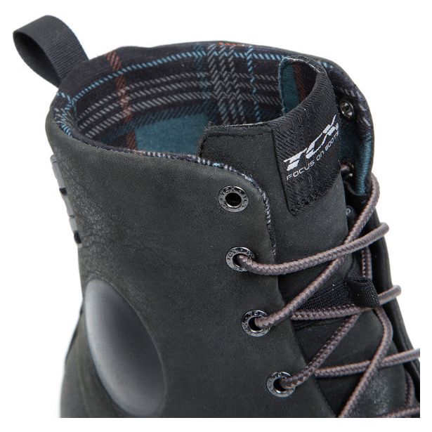 TCX Blend 2 Gore-Tex Boots Black FREE 1 YEAR Returns, FREE UK Delivery | ThrottleChimp