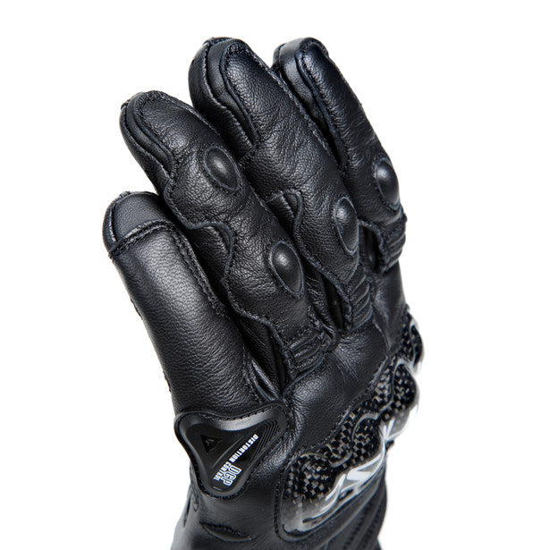 Dainese Carbon 4 Short Leather Gloves Black / Black FREE 1 YEAR Returns, FREE UK Delivery | ThrottleChimp