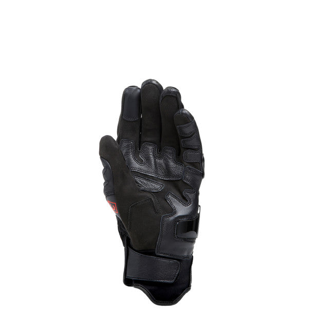 Dainese Carbon 4 Short Leather Gloves Black / Black FREE 1 YEAR Returns, FREE UK Delivery | ThrottleChimp