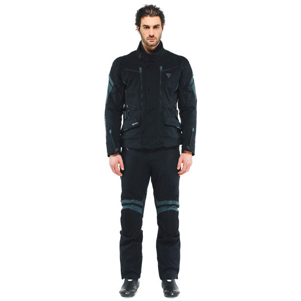 Dainese Carve Master 3 Touring Gore-Tex Jacket Black / Ebony FREE 1 YEAR Returns, FREE UK Delivery | ThrottleChimp
