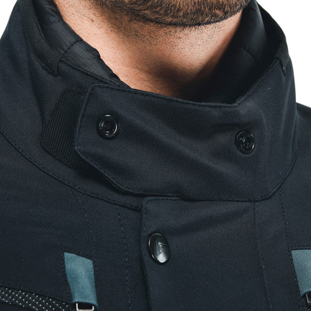 Dainese Carve Master 3 Touring Gore-Tex Jacket Black / Ebony FREE 1 YEAR Returns, FREE UK Delivery | ThrottleChimp