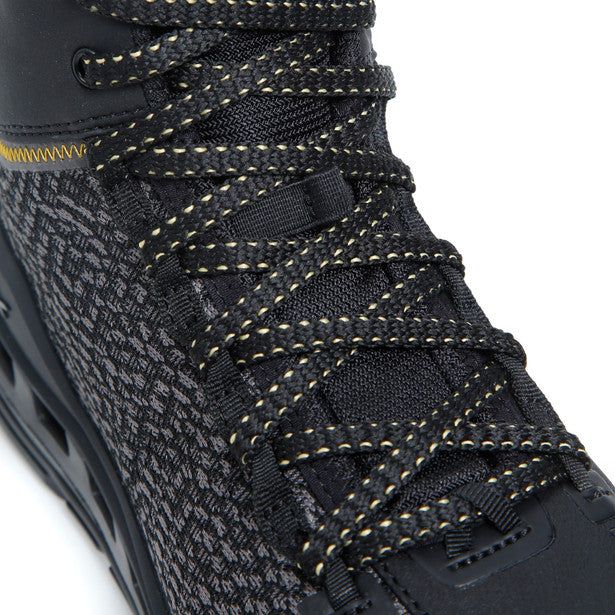 TCX Climatrek Surround Ladies Gore-Tex Boots Black / Gold FREE 1 YEAR Returns, FREE UK Delivery | ThrottleChimp